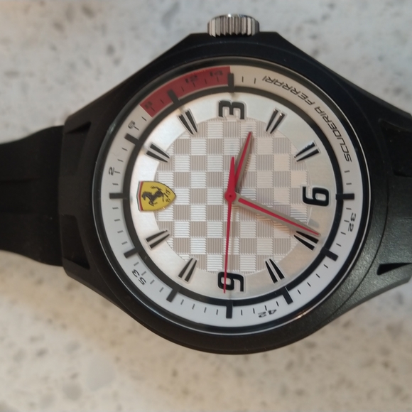 New Pit Crew 0830279 Ferrari Watch by Movado+Bonus Ferrari Style Sunglasses - Picture 8 of 9